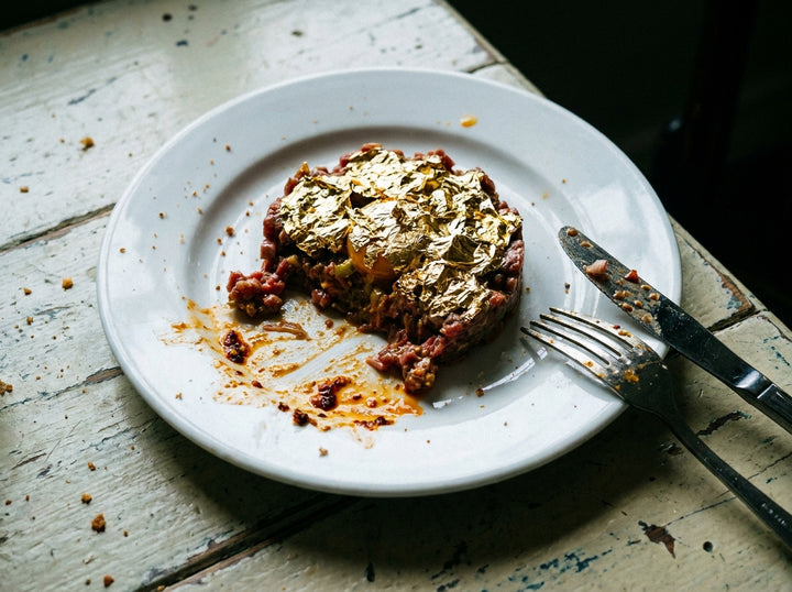 Gold Leaf Steak Tartare, made with Plateit Gold Leaf Chilli Crunch