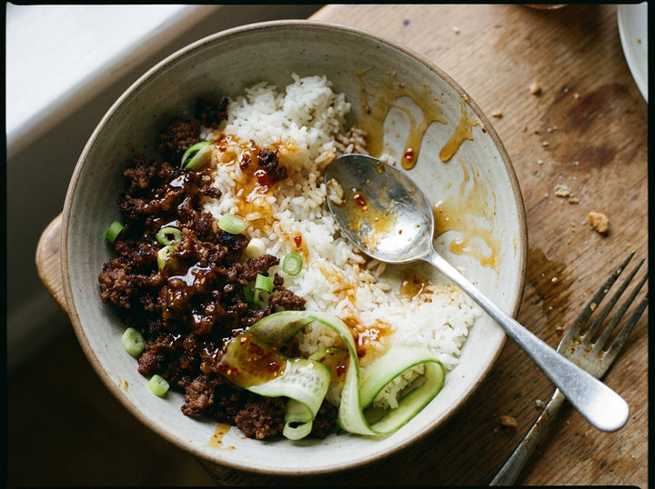 Hot Honey Beef Bowl made with Plateit Hot Honey Drizzle
