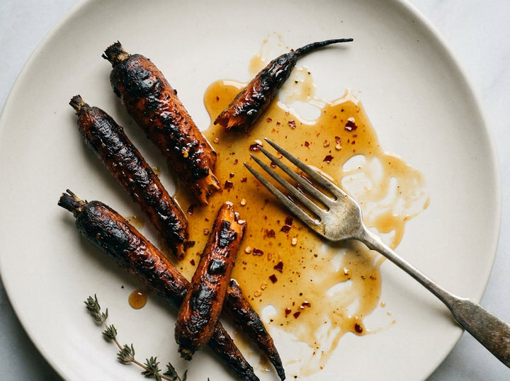 Roasted Carrots with Hot Honey Drizzle made with Plateit Hot Honey Drizzle